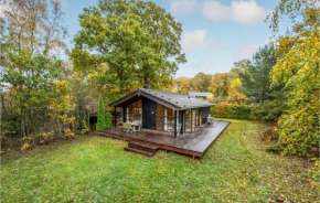 Stunning Home In Fårvang With Wifi